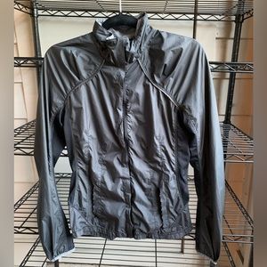 Lululemon Run: Essential Jacket size 4